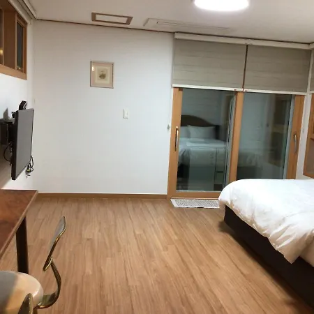 Sungsan Woori House Pension Seogwipo Extérieur photo